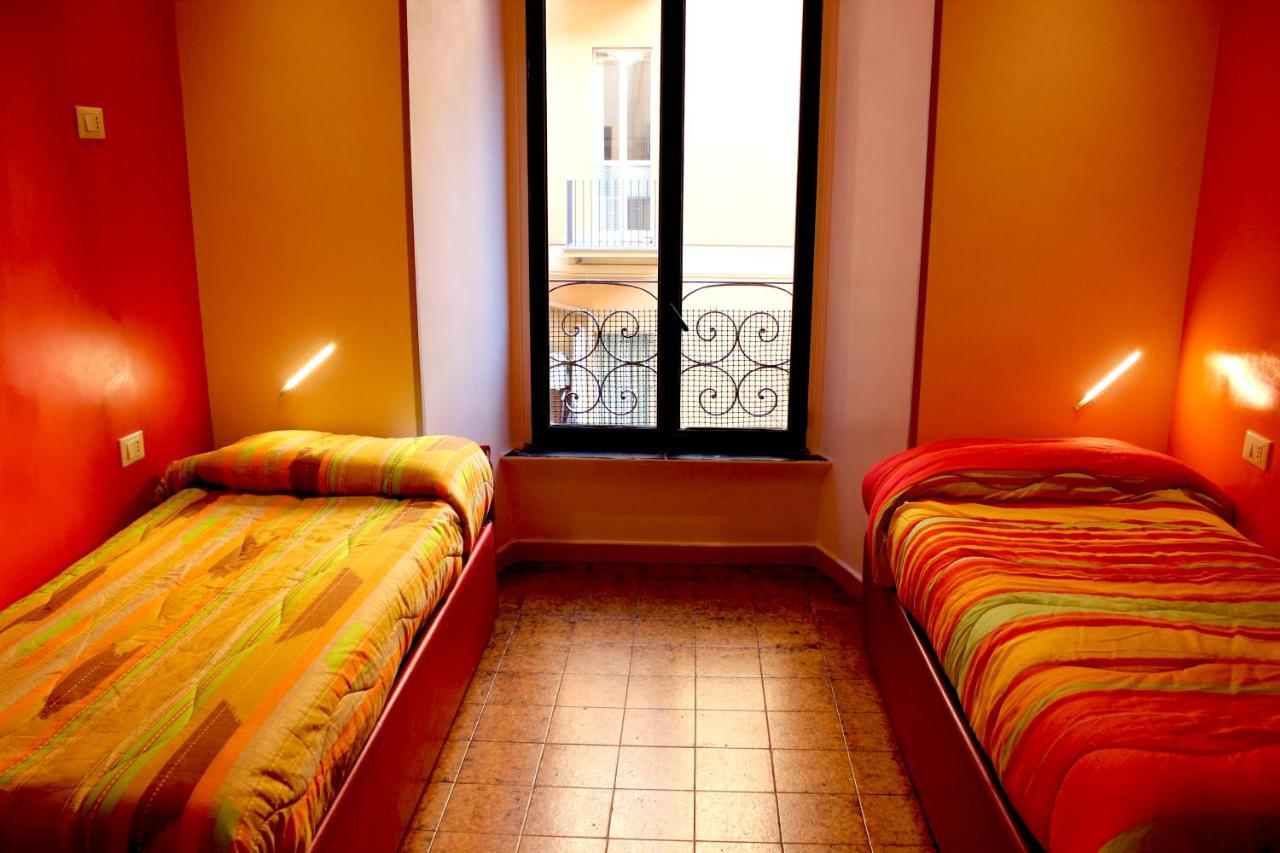Hostal Legend R.g. *