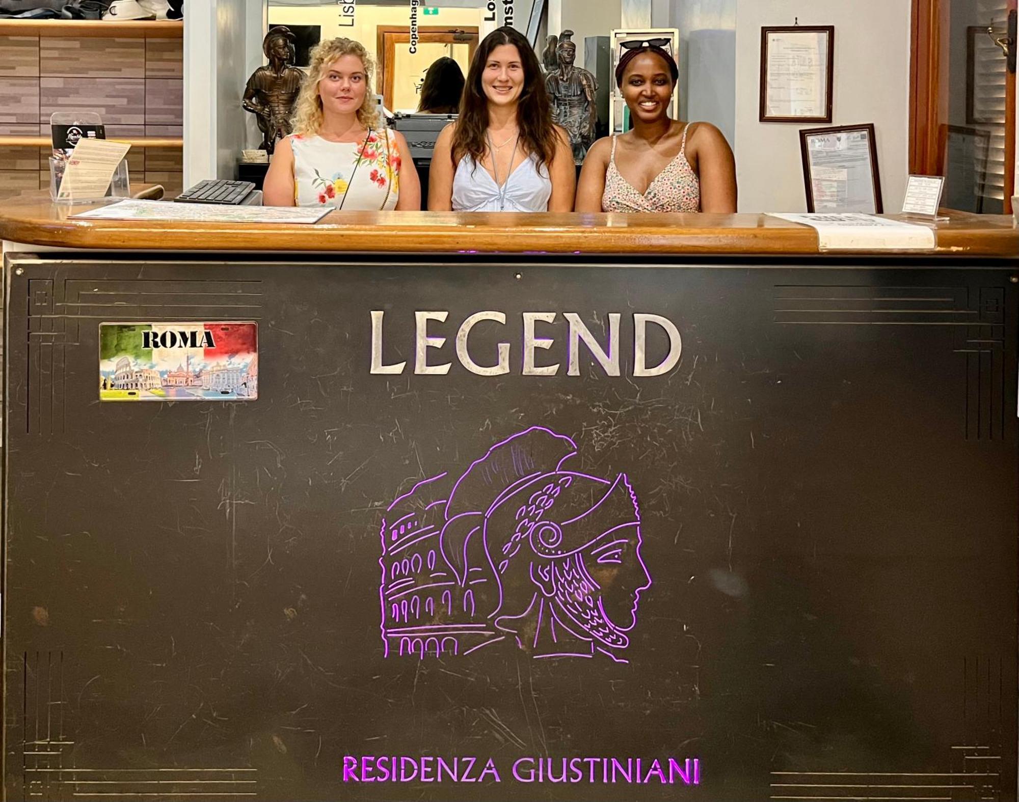 Legend R.g. Hostal Roma
