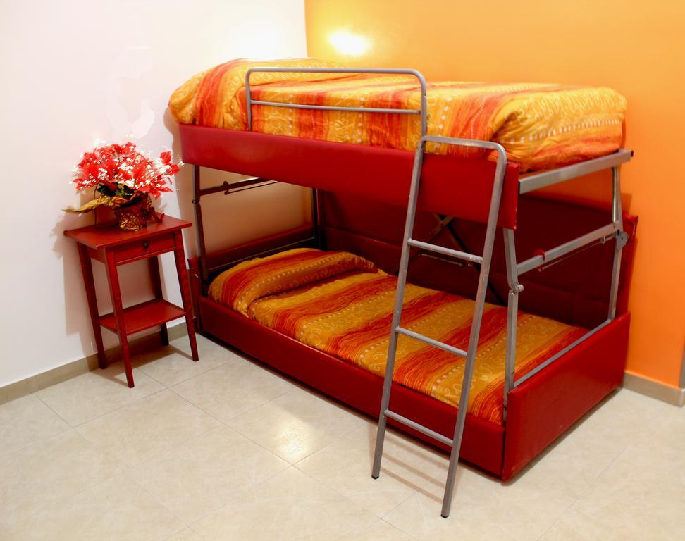 Hostal Legend R.g. Roma