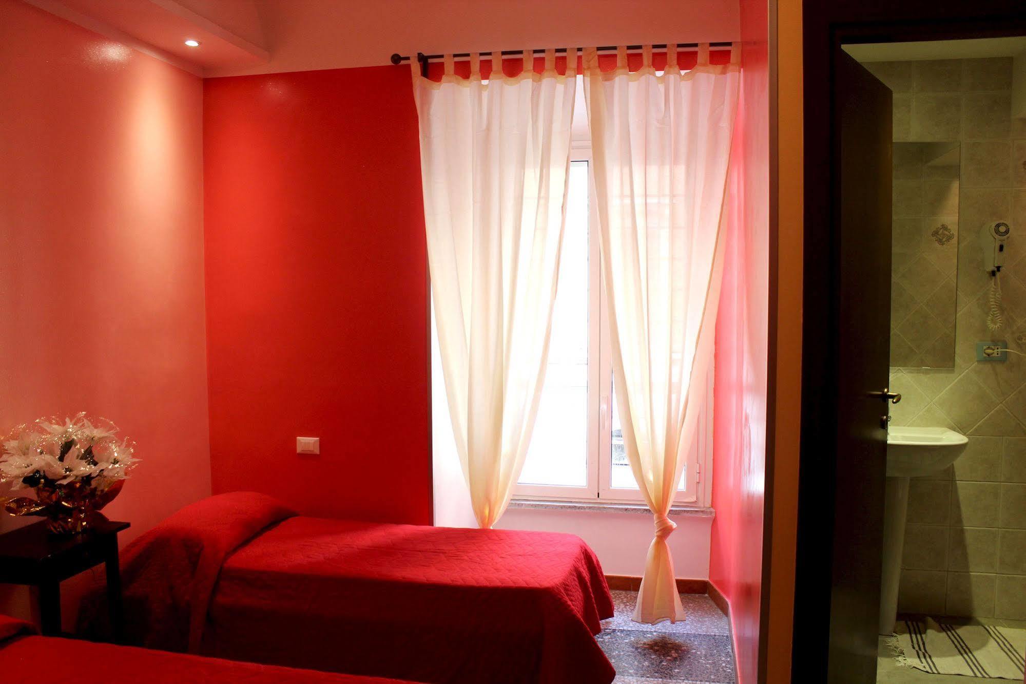 Hostal Legend R.g. *