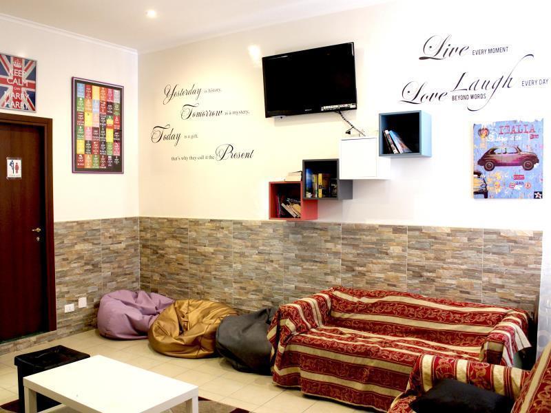 Legend R.g. Hostel Rom