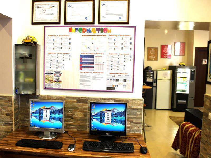 Legend R.g. Hostel